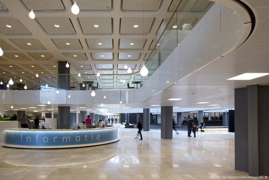 Renovatie centrale hal stadhuis Lelystad