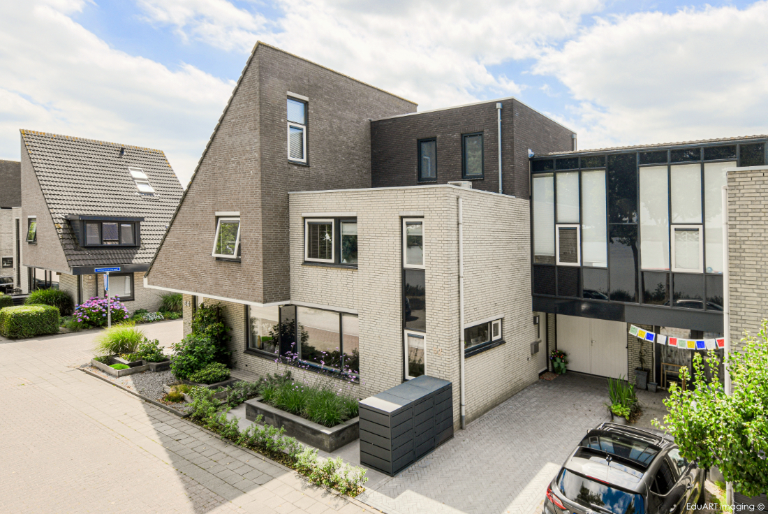 Renovatie, aanbouw en dakopbouw jaren '90 woning - lab-R