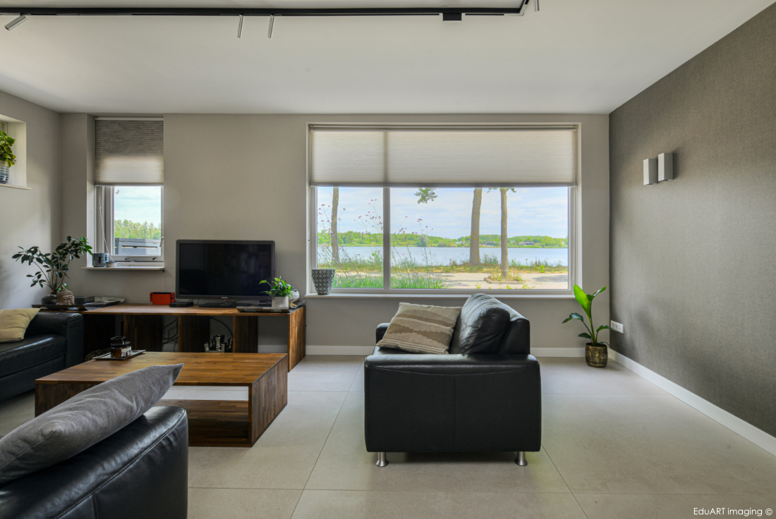 Renovatie, aanbouw en dakopbouw jaren '90 woning - lab-R