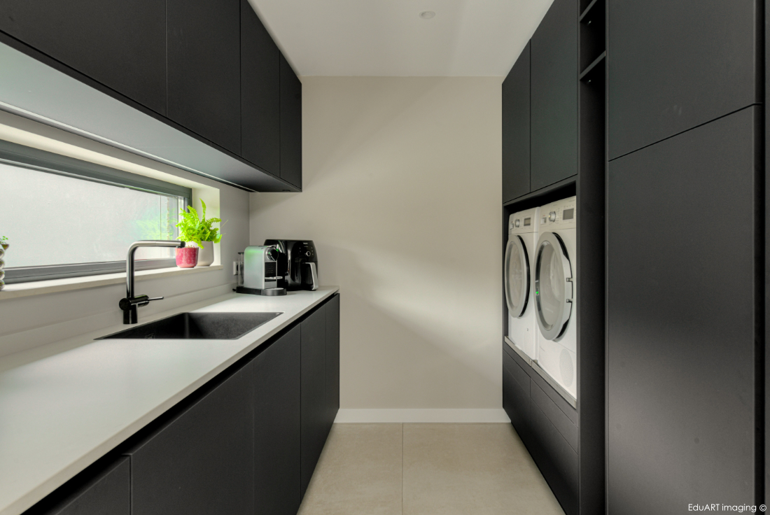 Renovatie, aanbouw en dakopbouw jaren '90 woning - lab-R