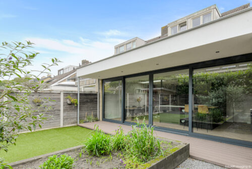 Verbouwing, herindeling en aanbouw jaren '70 woning - lab-R