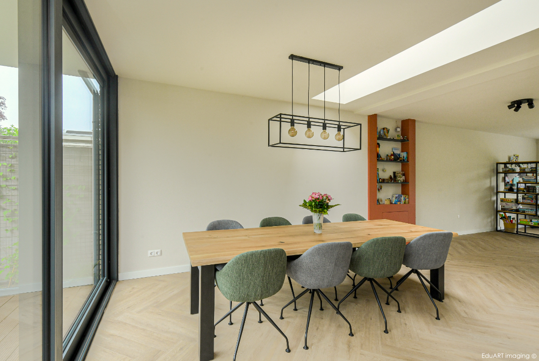 Verbouwing, herindeling en aanbouw jaren '70 woning - lab-R