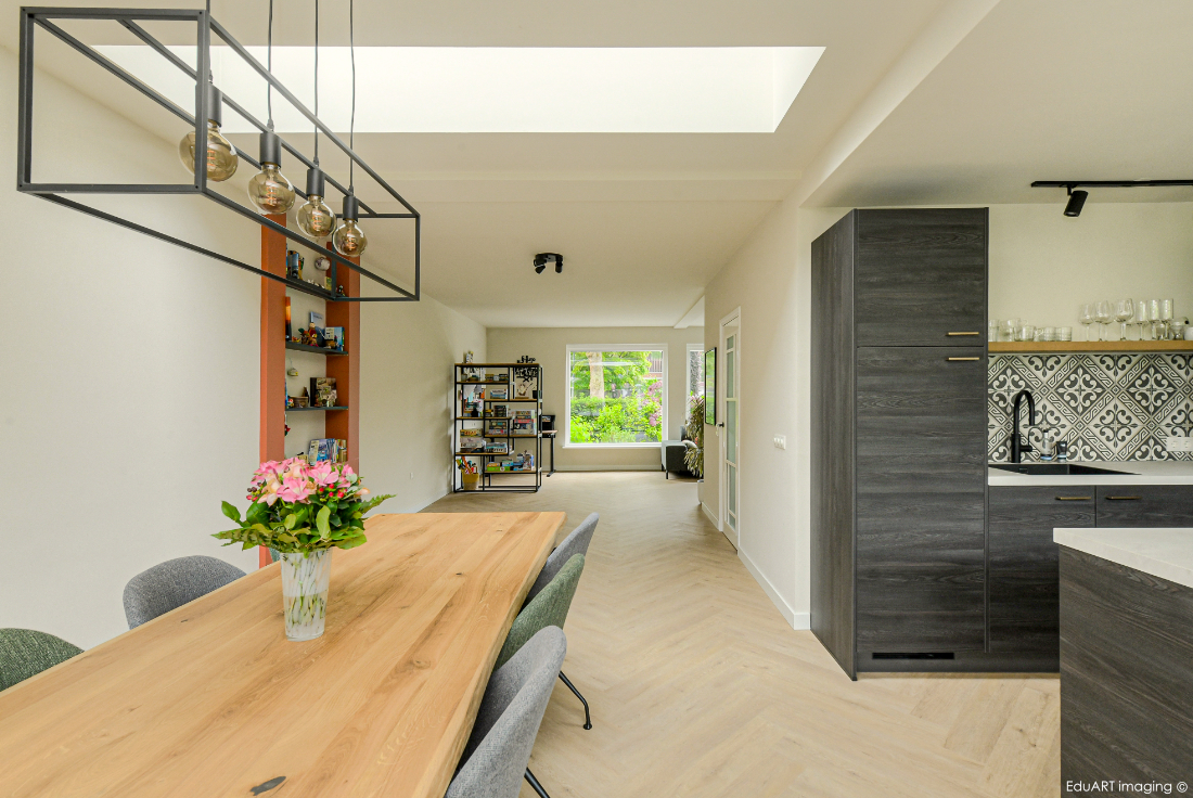 Verbouwing, herindeling en aanbouw jaren '70 woning - lab-R