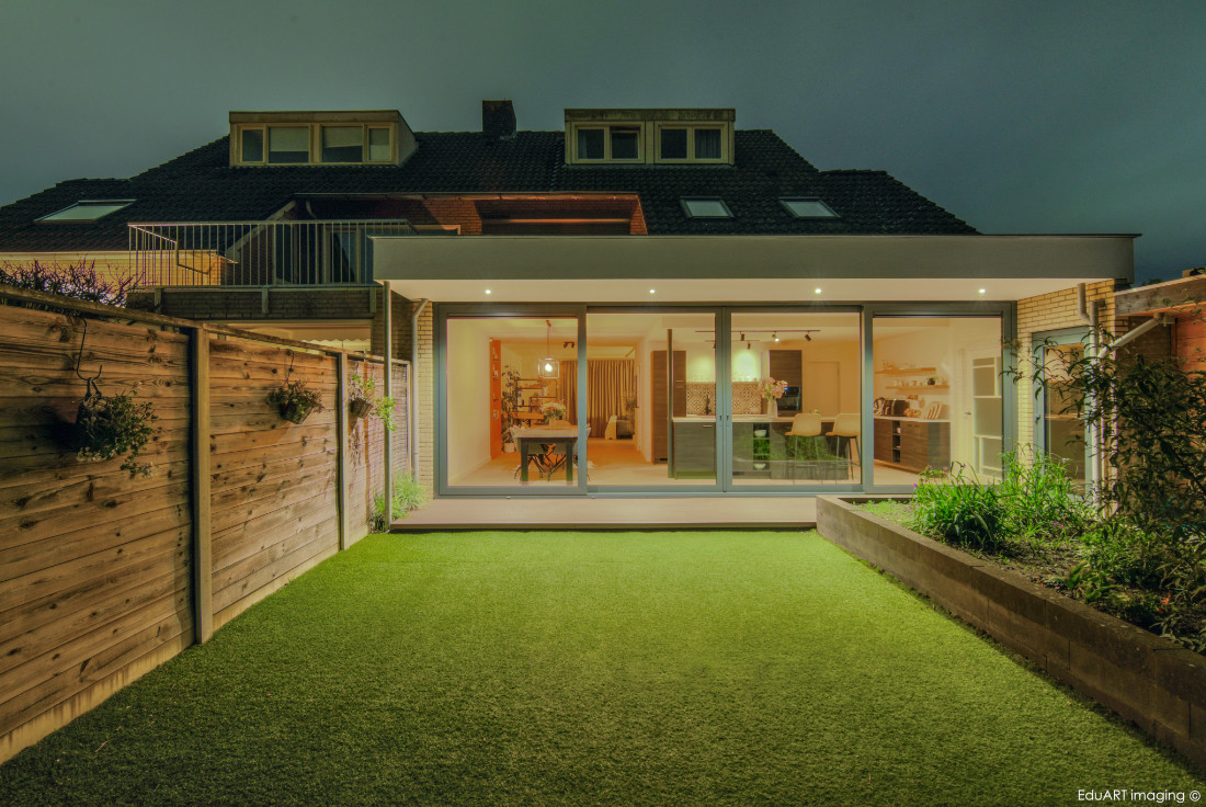 Verbouwing, herindeling en aanbouw jaren '70 woning - lab-R